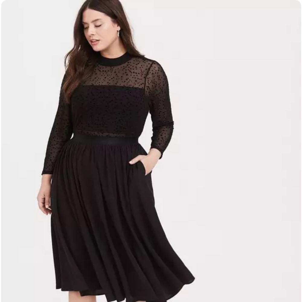 Torrid Star Mesh Black Dress Size 20